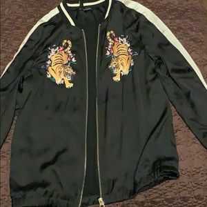 Trendy Bomber Jacket WORN ONCE